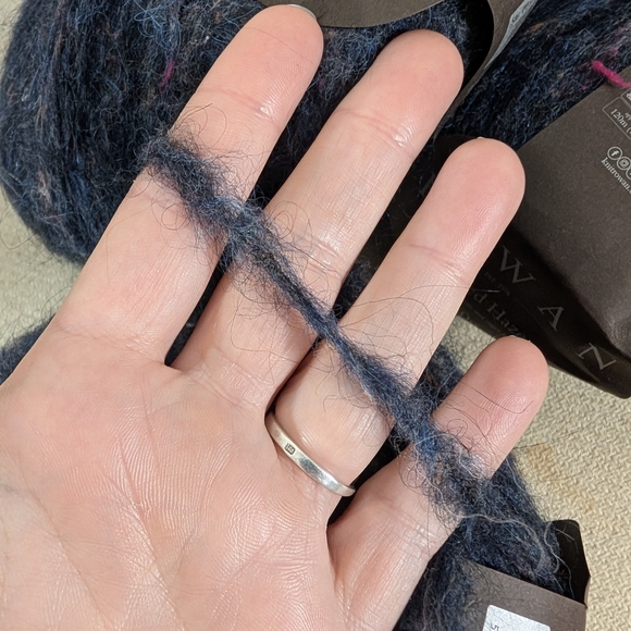 9 x Rowan Tweed Haze Yarn Skiens in Grey and Navy, Mohair Alpaca - Picture 10 of 10